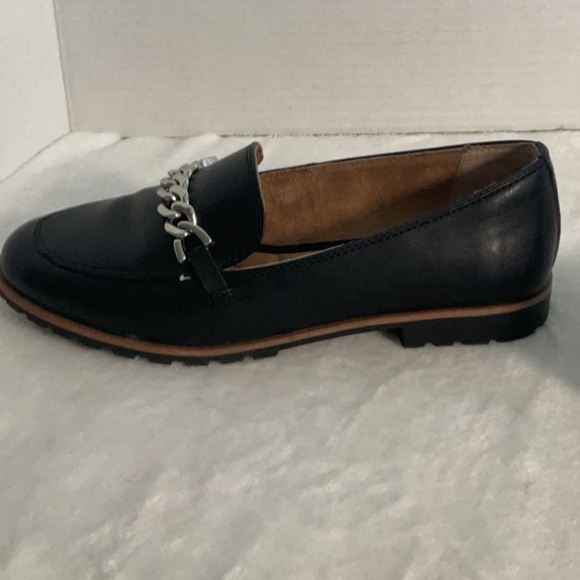 Kelly & Katie Black and Silver Chain Detail Flats - Picture 4 of 8